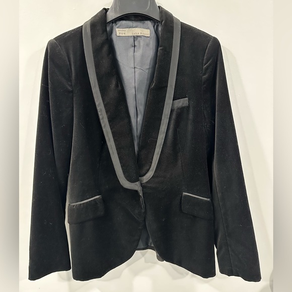 Zara Jackets & Blazers - Zara Black Velvet Blazer. Never worn. At the end I decided not to wear it